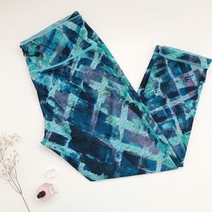 Reversible Crop Yoga Pants